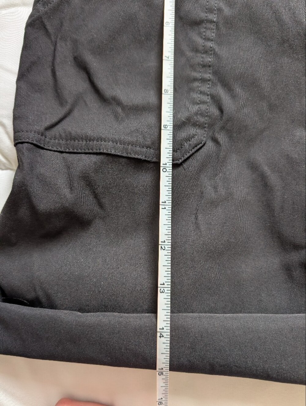 Eddie Bauer Black Women's Athletic Hike Roll-Cuff Shorts Size 8 Some Stretch - Picture 11 of 14